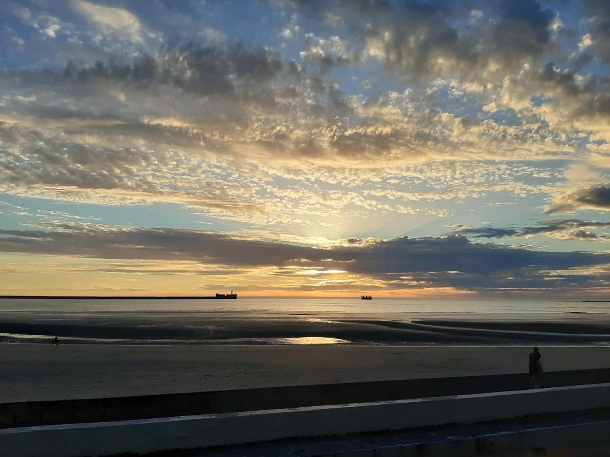 Superbe Appartement Avec Terasse Face A La Mer Boulogne-sur-Mer Kültér fotó